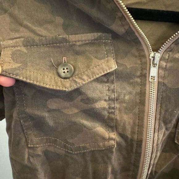 Army Pattern Jumpsuit - Picture 3 of 8